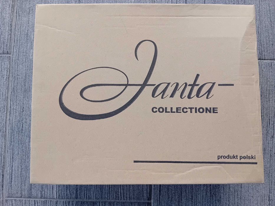 Zgrabne wygodne Botki skórzane z zamkiem Poland