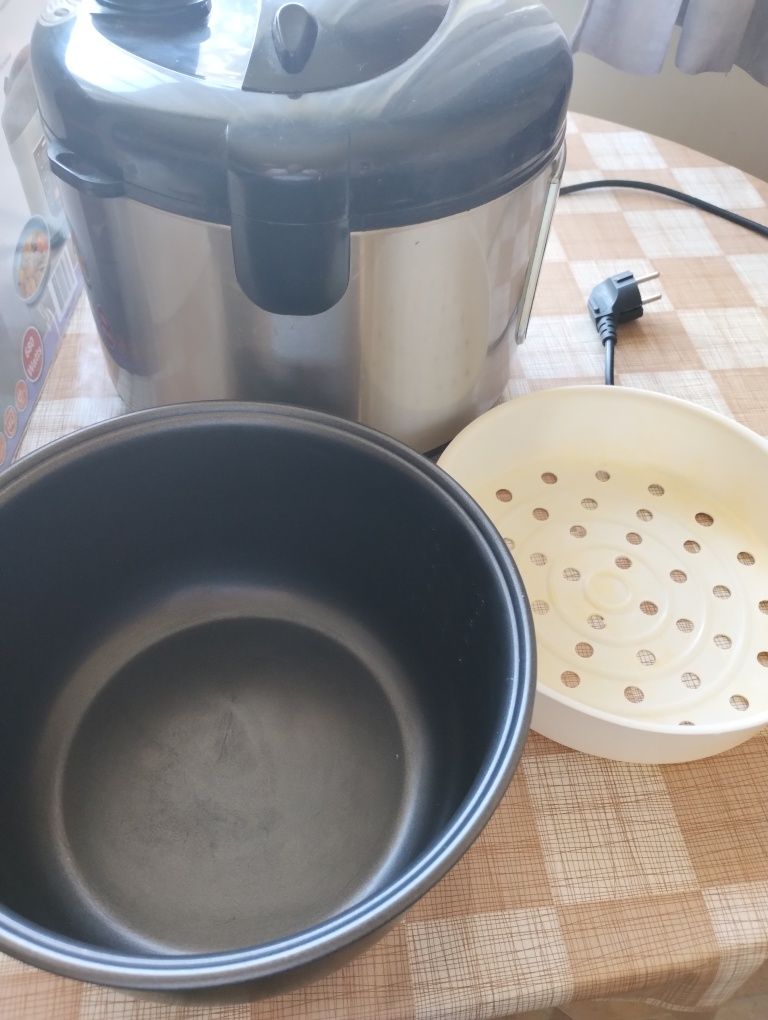 Multi cooker Daewoo DMC22SB urządzenie wielofunkcyjne