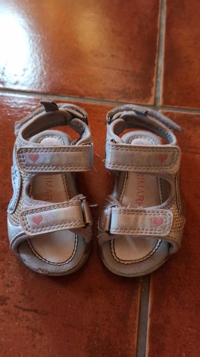 Sendalias com luzes número 20