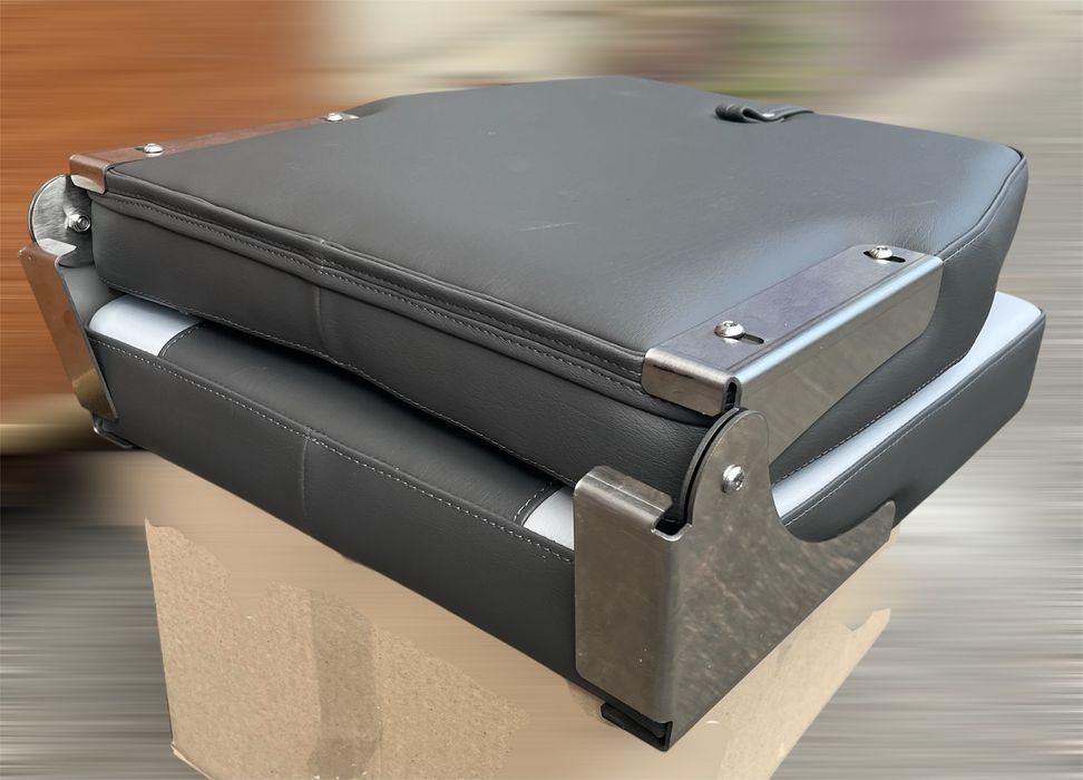 Крісло складне,поворотне для човна ПВХ,катера(морський вініл)