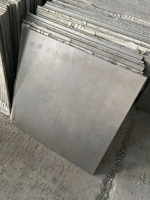 Б/у плитка на підлогу