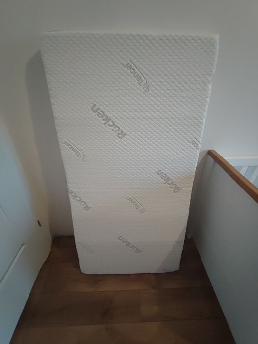 Łóżeczko dziecięce BRW