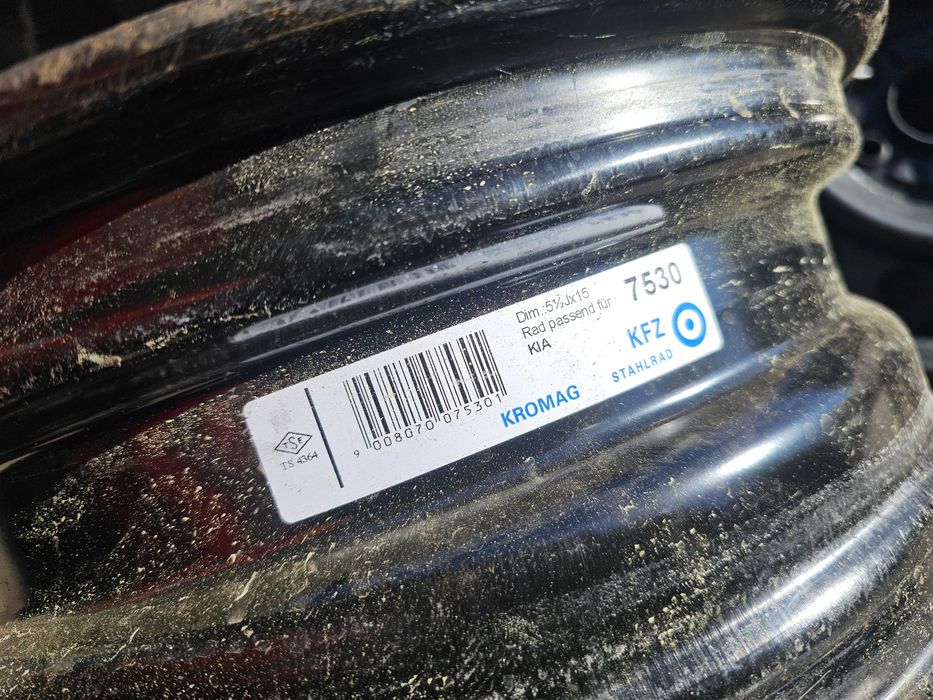 Felgi Stalowe Kia  R15 4x100 ET36-5.5J