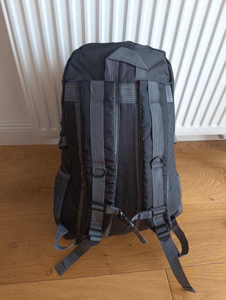 Plecak Turystyczno trekkingowy, Wodoodporny, 40L, męski, damski,