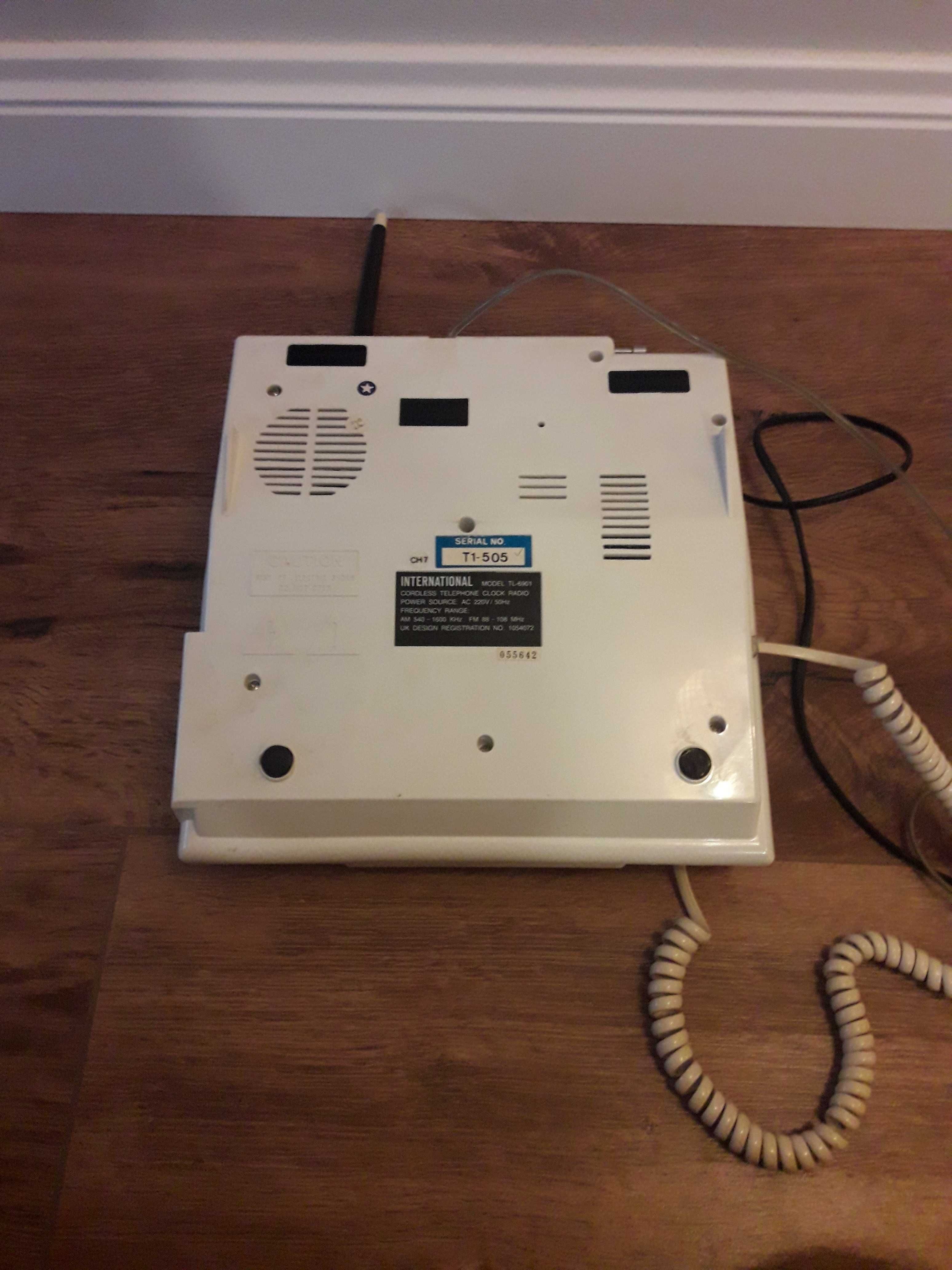 Telefon stacjonarny Uniwersal