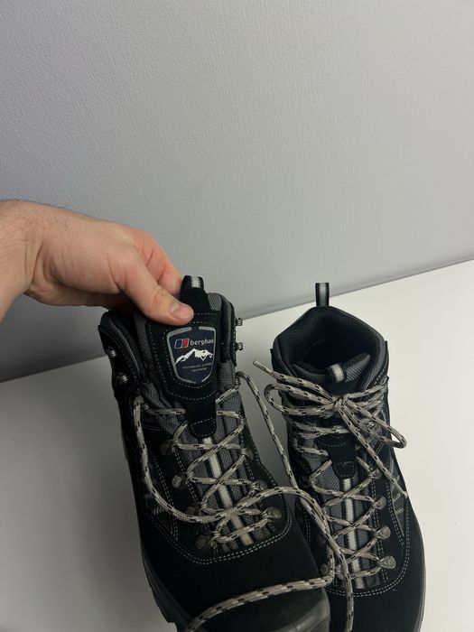 42(size) Чоловічі трекінгові ботінки Berghaus Gore-Tex