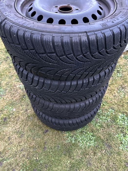 Продам дискі з резиною 205,55,r16…5,108,резина зима