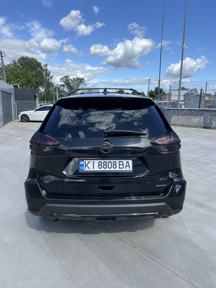Продам Nissan Rogue SV