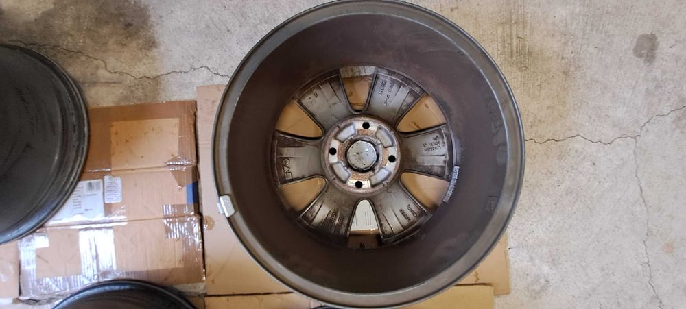 Felgi aluminiowe Peugot 208  6.5Jx16 ET 20