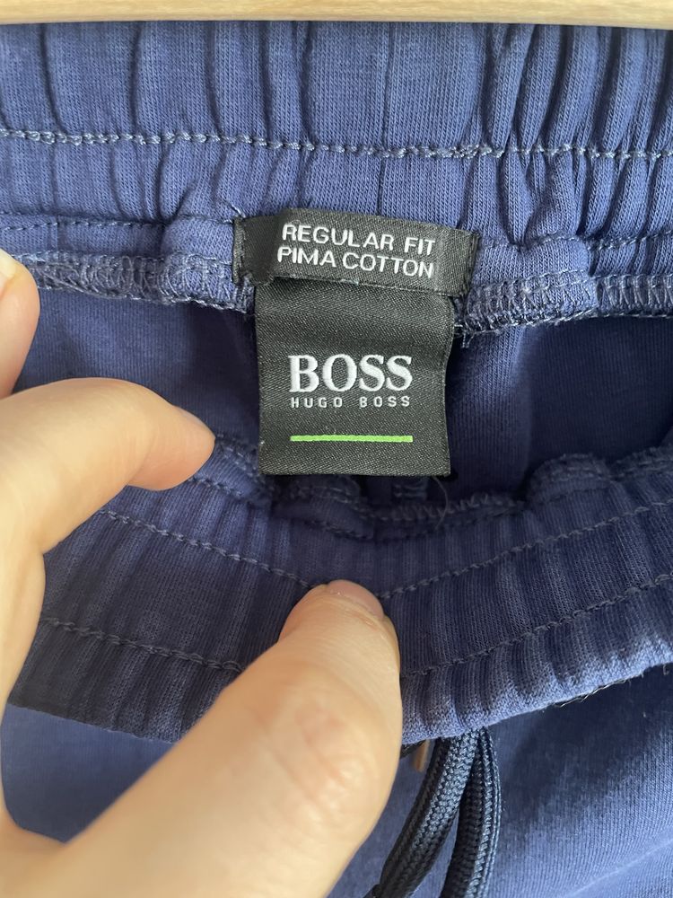 Hugo Boss meskie spodenki M