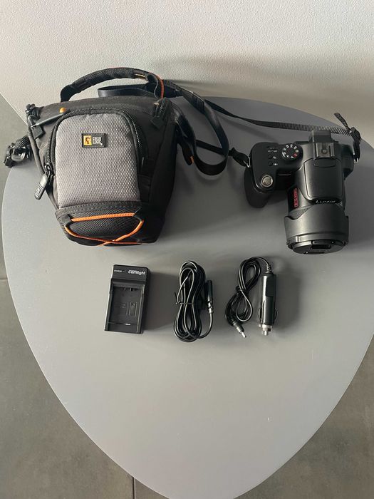 Aparat fotograficzny Panasonic DMC-FZ30.