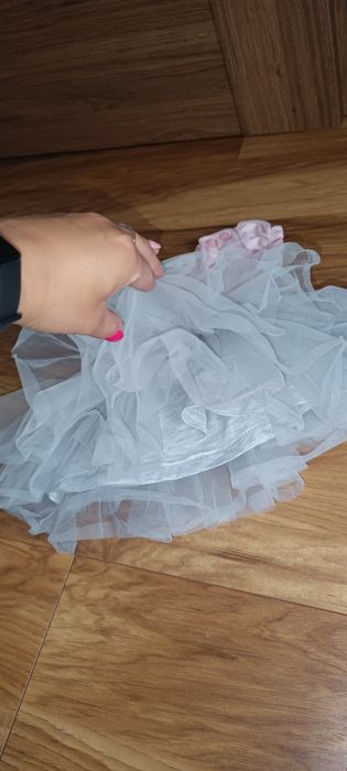 Sukienka z tiulem 74