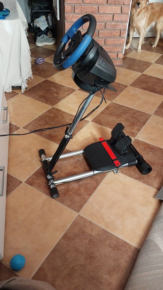 Thrustmaster T150 + stojak stelaż Whell Stand Pro