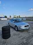 Audi A4  sedan srebrny 2004 rok