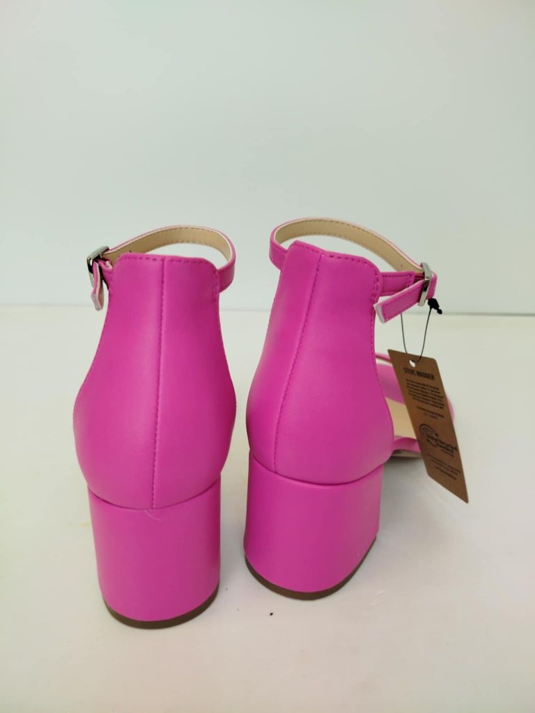 Buty na obcasie firmy Steve Madden