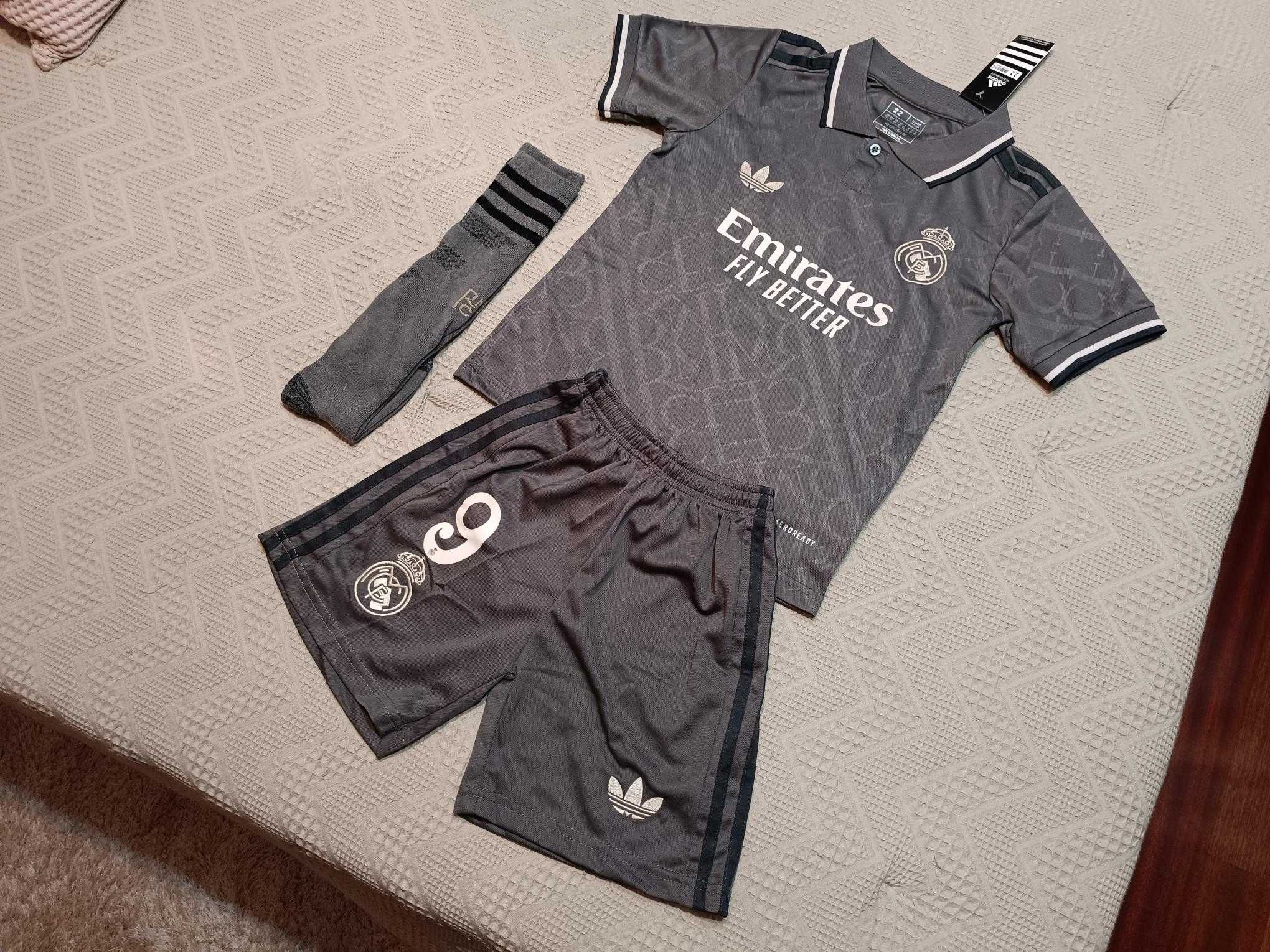 Camisola CRIANÇA Equipamento MBAPPE 9 Real Madrid | Alternativo | NOVO