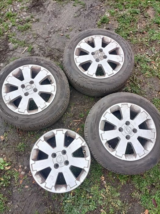 opony letnie 175/65r15 na felgach aluminiowych