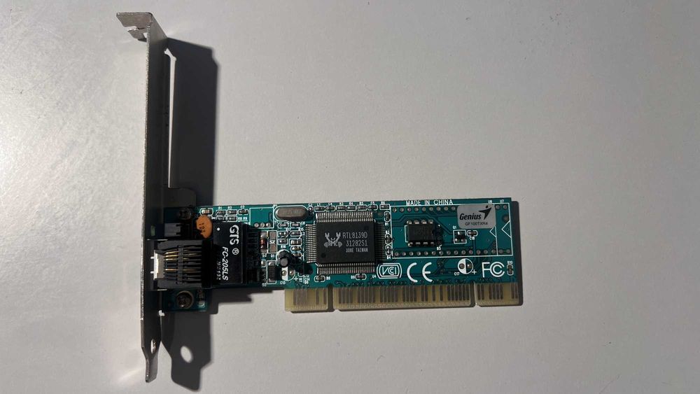 Placa Rede Genius GF100TXR4 PCI RJ45 Fast Ethernet 10/100M , PCI