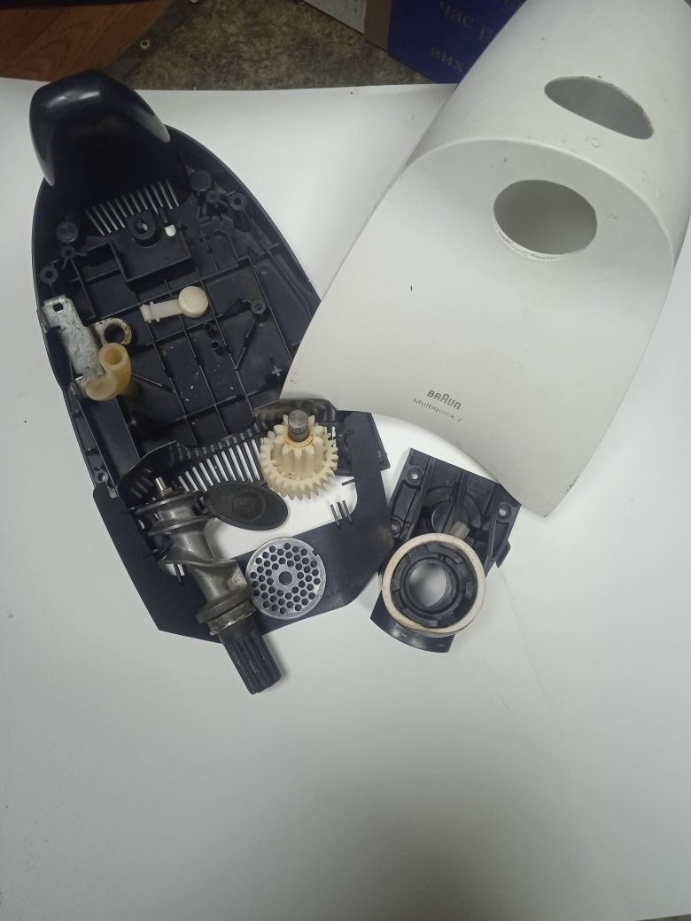 BRAUN Multiguick 7   4 195 G-3000 продам запчасти.