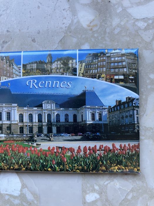 Magnes na lodówkę pamiątka souvenir Rennes Paryż Francja