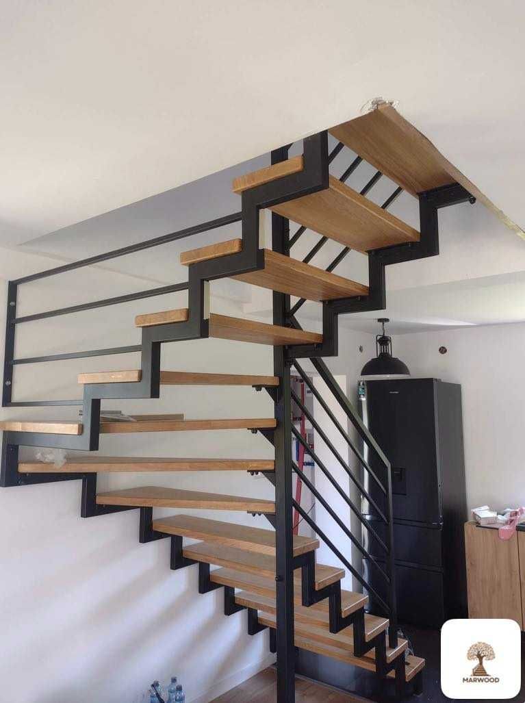 Schody drewniane na beton/ konstrukcji stalowej jesionowe/dębowe