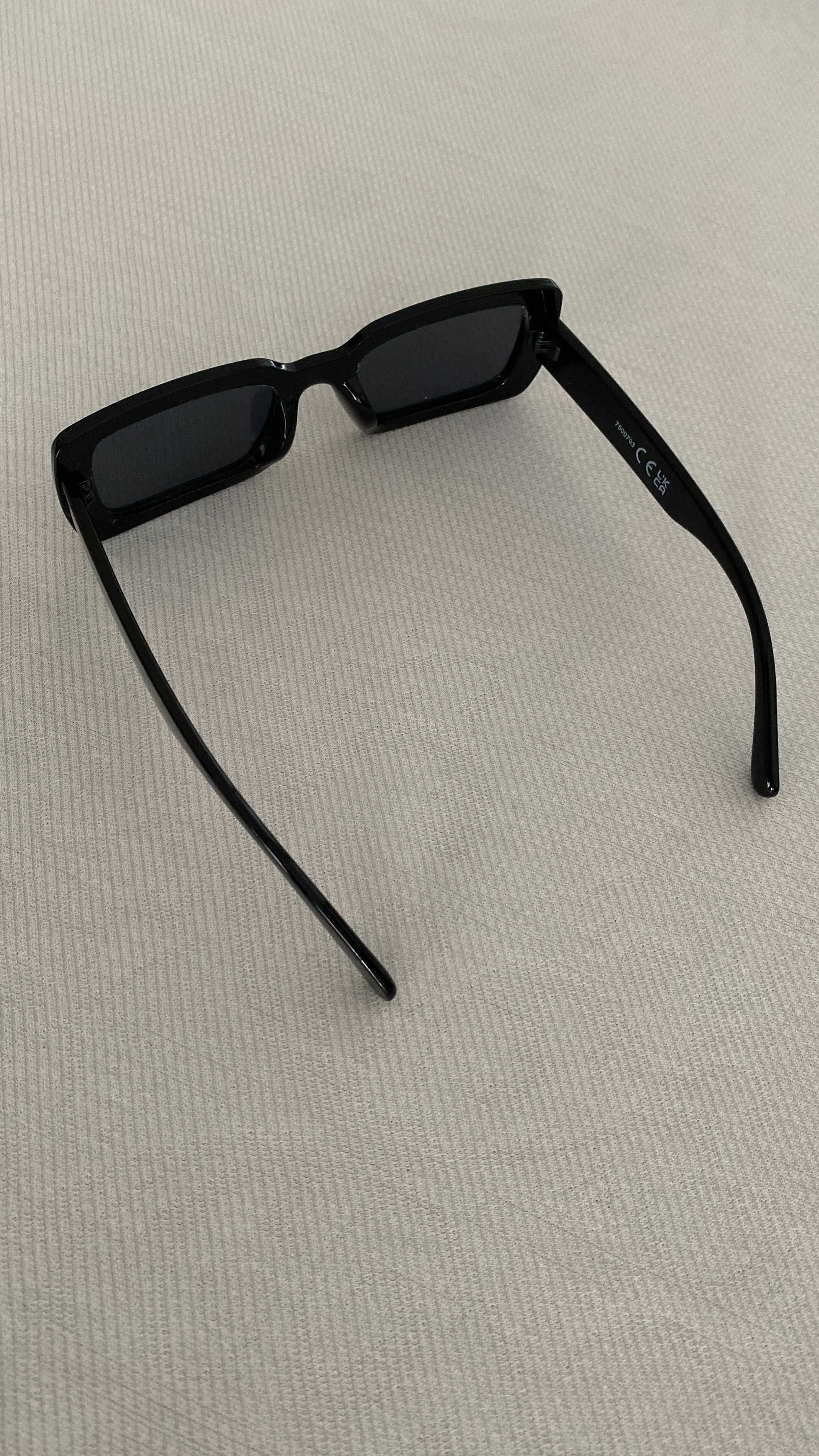 Óculos pretos Primark