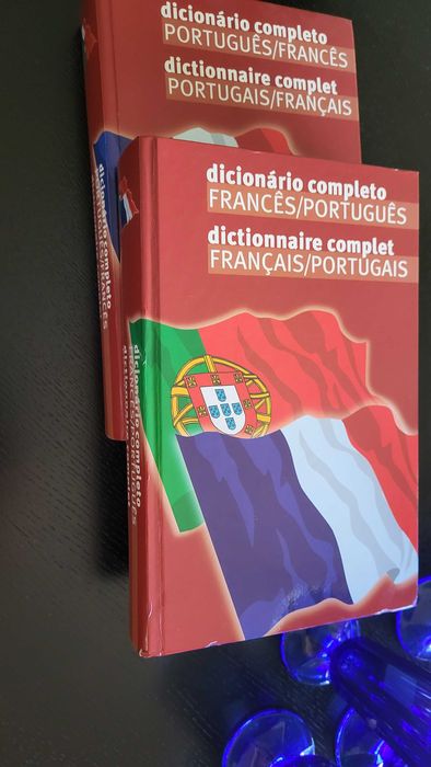 Dicionário francês/português e português/francês. Preço de 2 livros