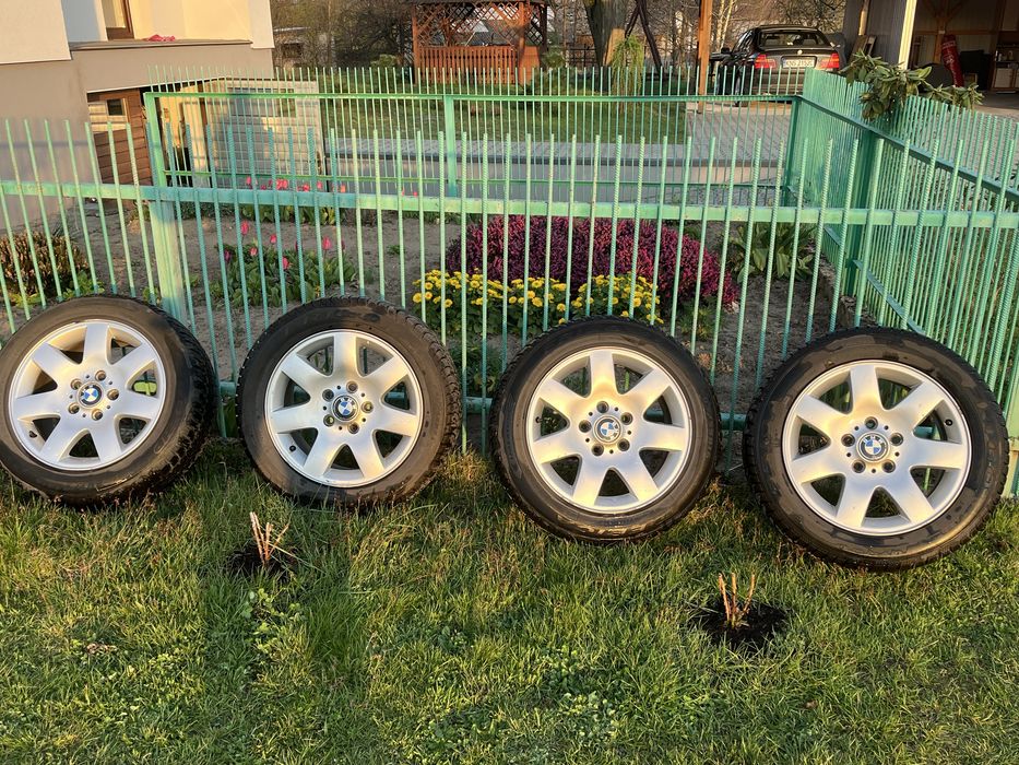 Alufelgi z oponami zimowymi do BMW e46, 16 cali