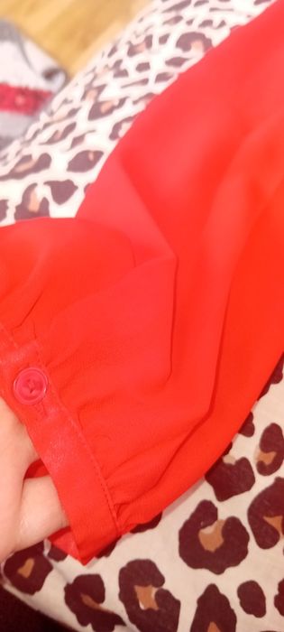 Bluzka czerwona elegancka z długim rękawem