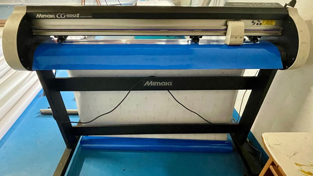 MIMAKI CG-100SRII cutting plotter