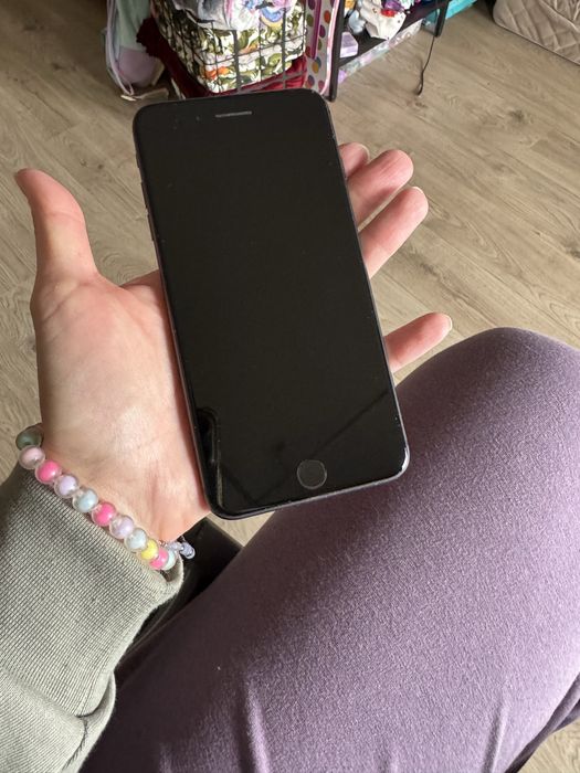 Iphone 8 plus 64gb stan bardzo dobry