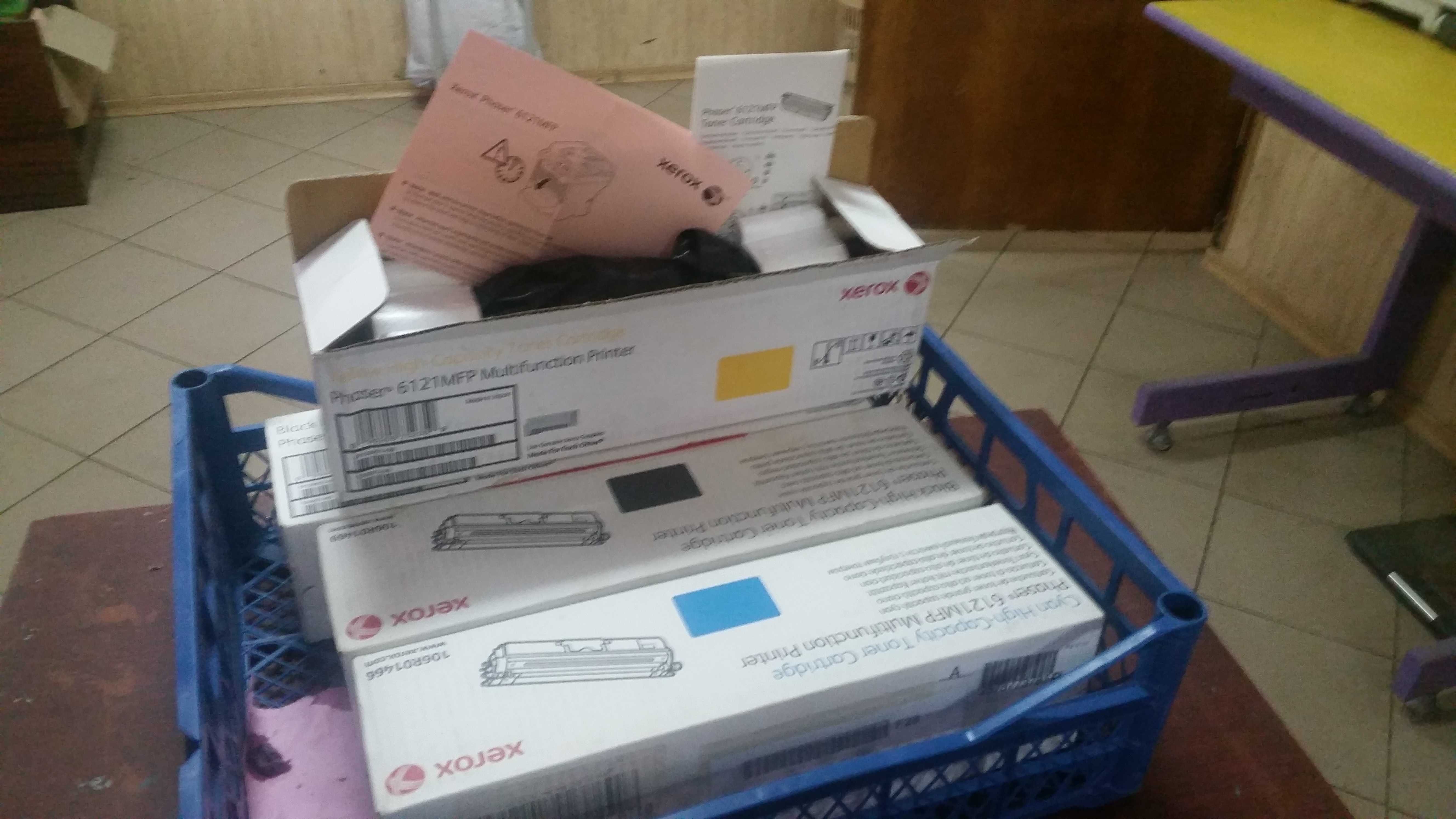 Катридщи Xerox Phaser 6121MFP