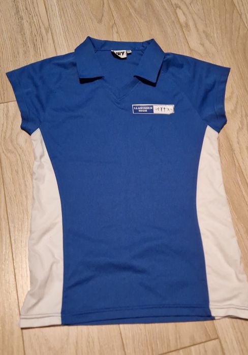 Koszulka sportowa niebieska z białymi wstawkami po bokach