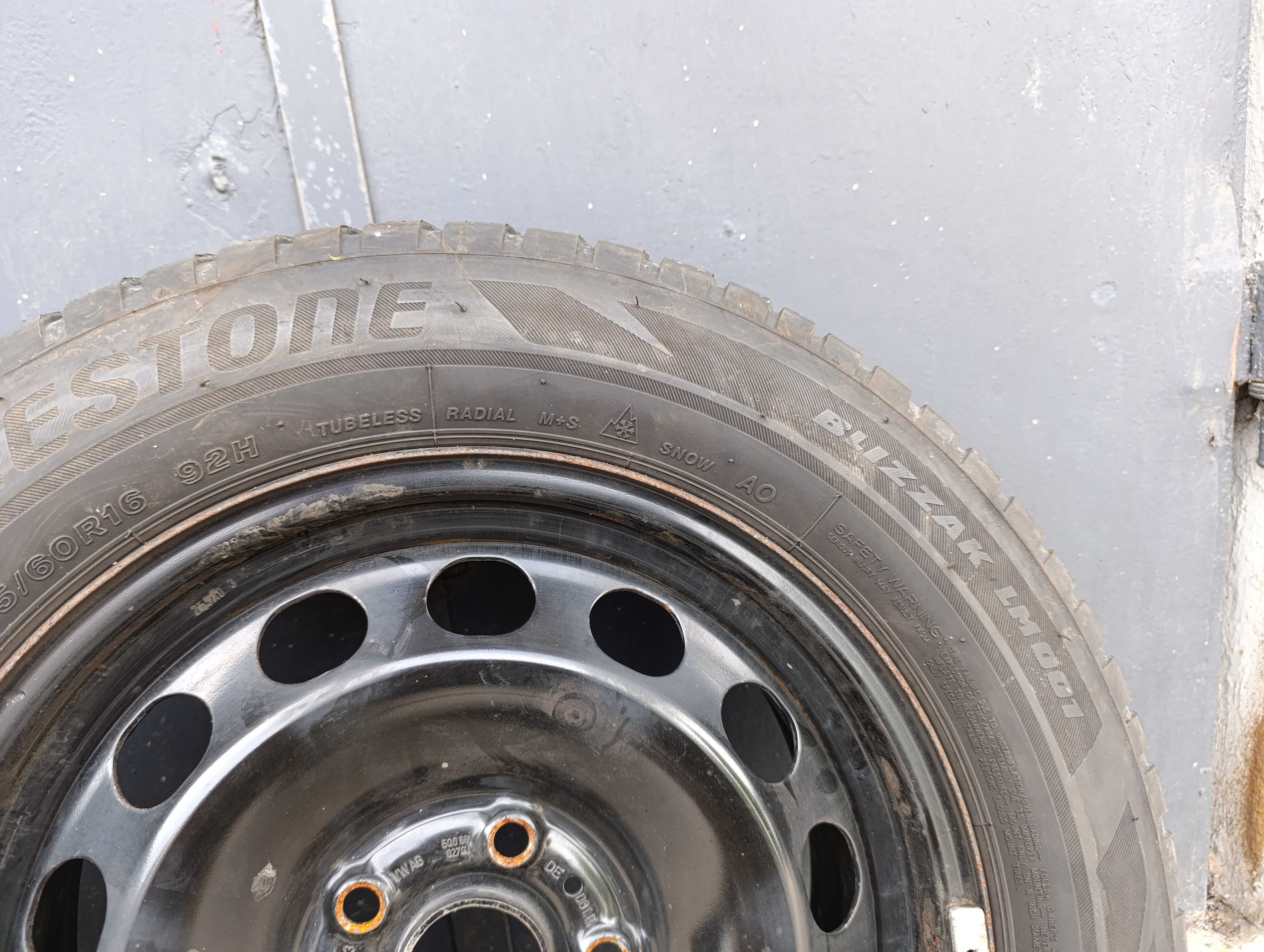 Koła zima Volkswagen T-Roc PassatB7 AudiQ2 205/60R16 Bridgestone 5x112