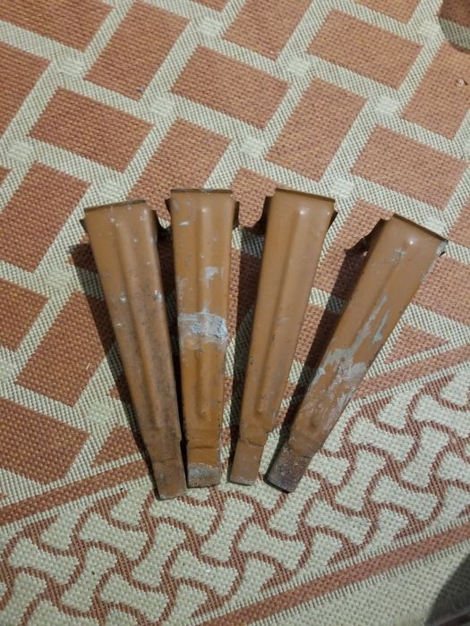 Ніжки до ванни метал.