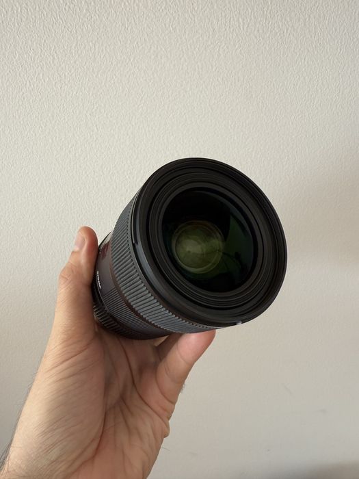 Sigma 18-35mm f/1.8 DC HSM - Canon EF