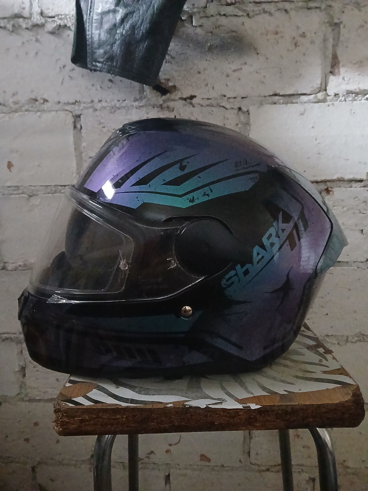 Używany kask sprzedam