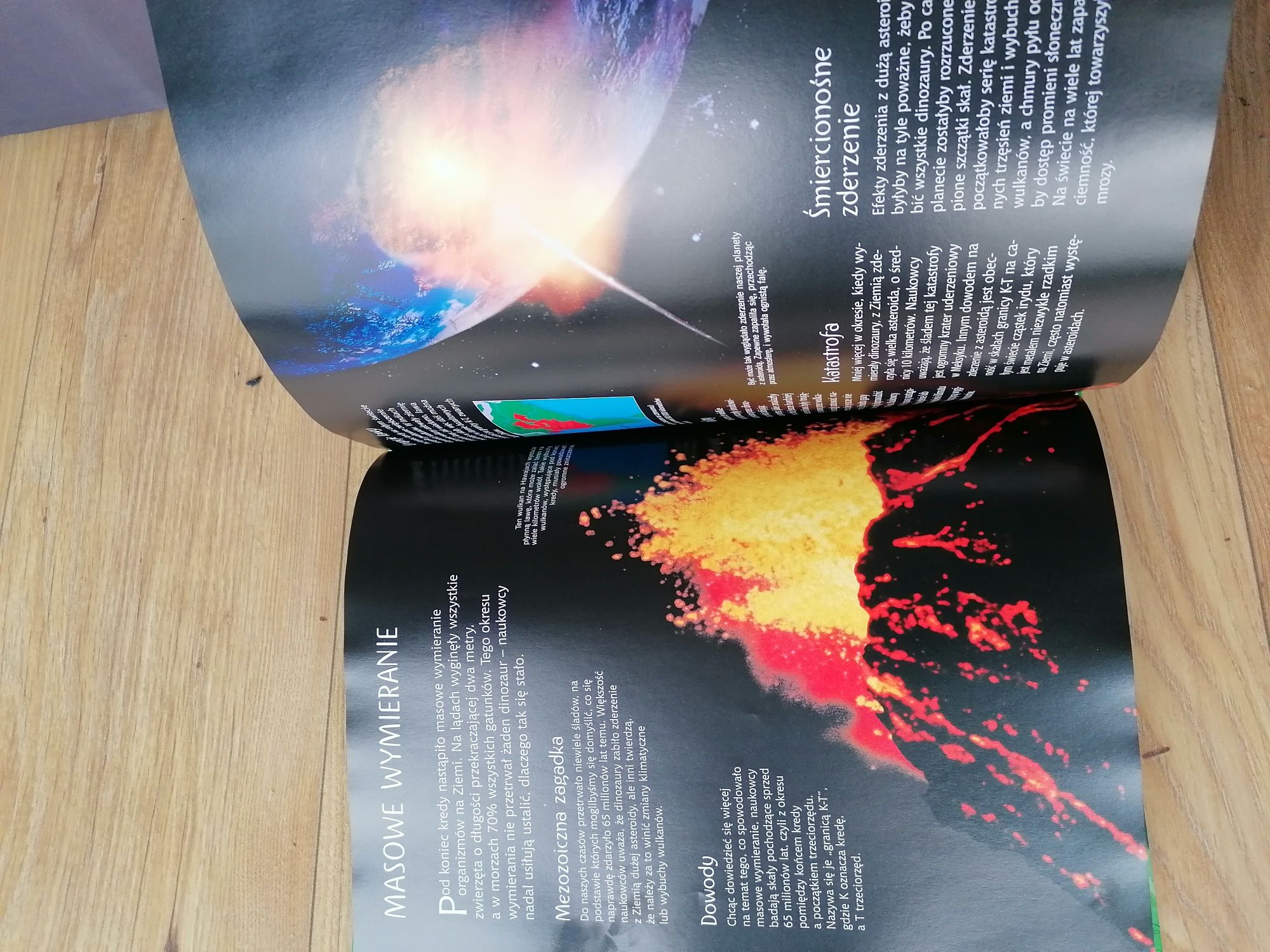 Ilustrowany Atlas Świata Dinozaurów
