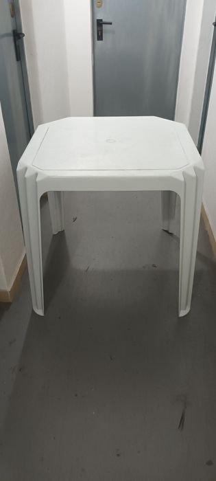 Mesa de jardim Branca