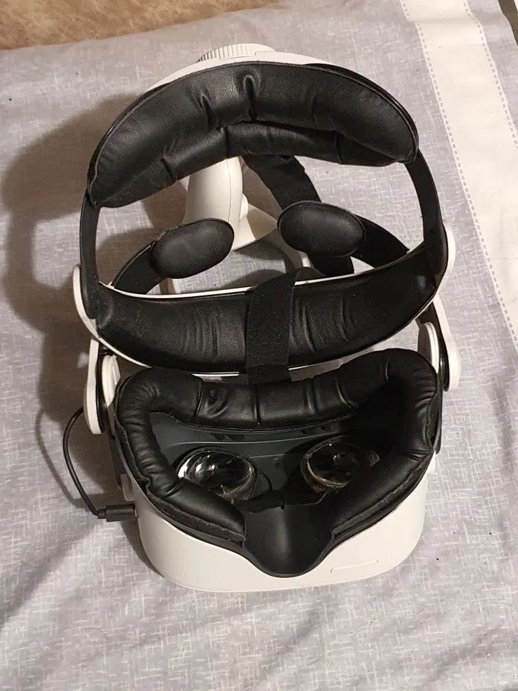Oculus Quest 2 256Gb із аксесуарами