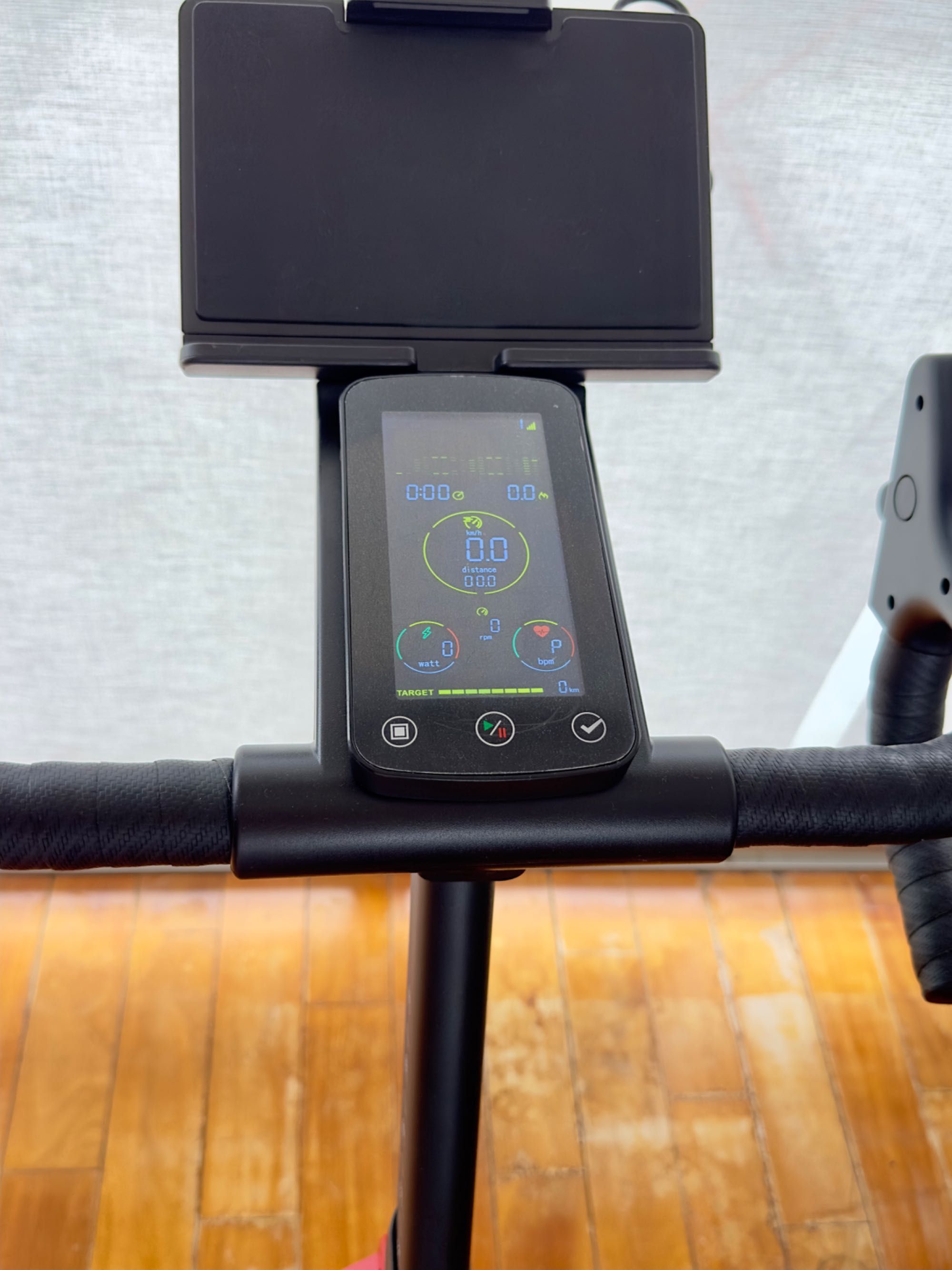 Bicicleta BH Fitness Smart Bike Lyon
BH Fitness Com garantia