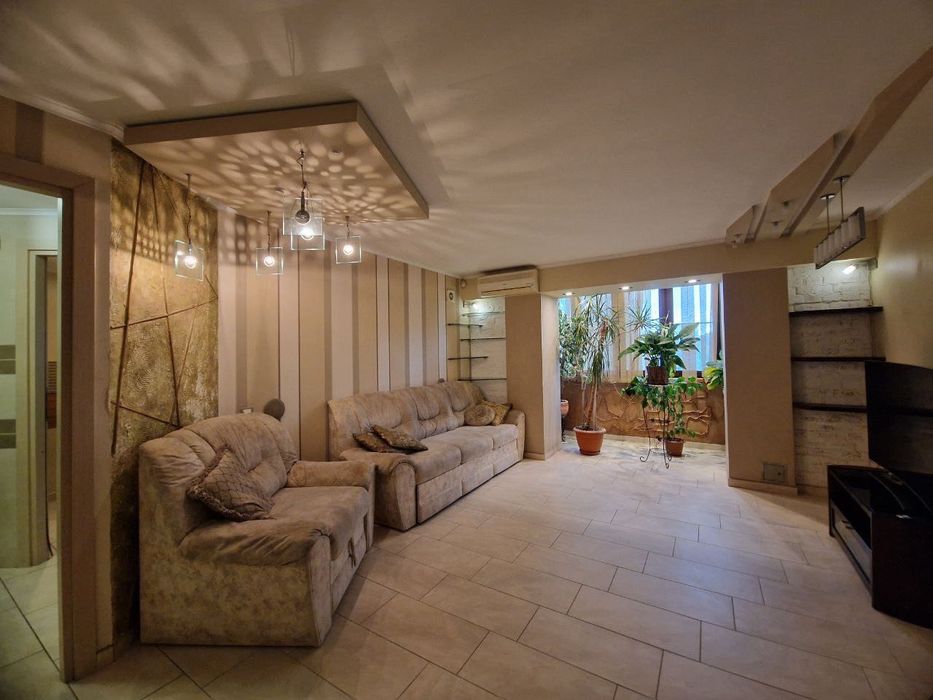 3 комнатная квартира Таирова Королева/Панорама Рынок киевский ГАЗ