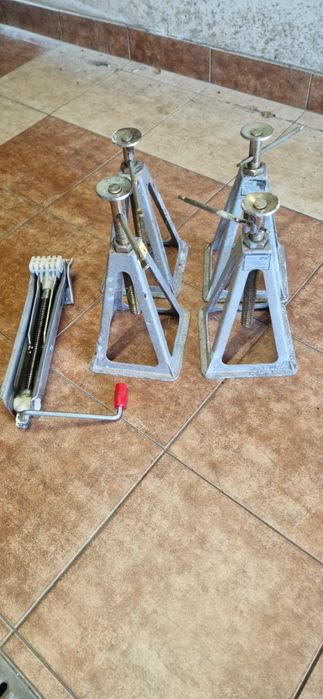 podnośnik winda + 4 kozły podpory z regulacją