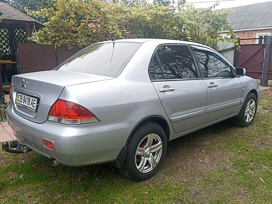 Mitsubishi lancer 9