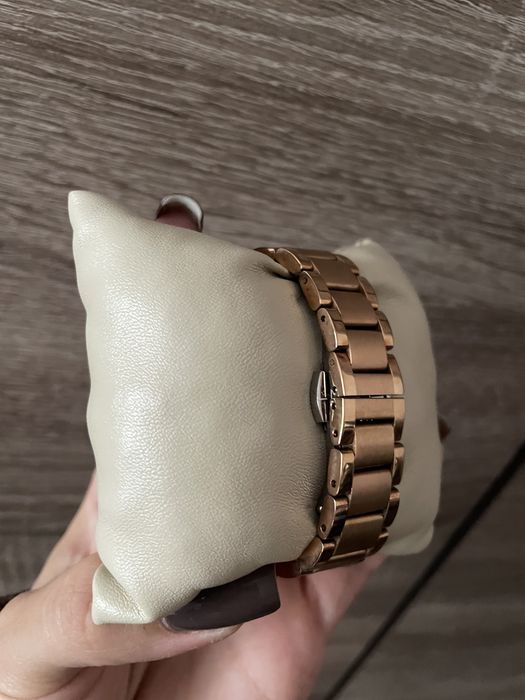 Годинник жіночий