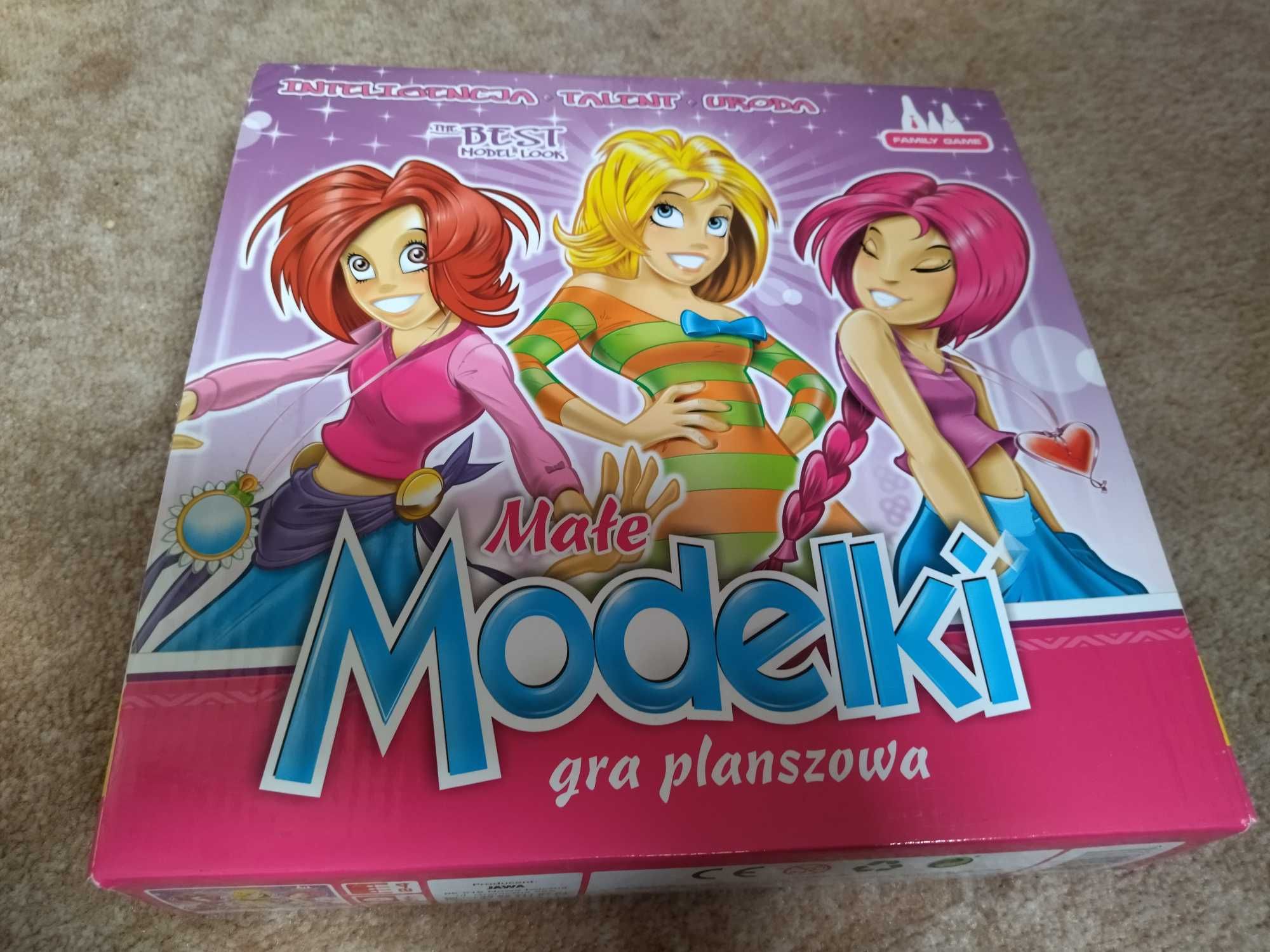 Małe modelki, gra edukacyjna dla dziewczynek