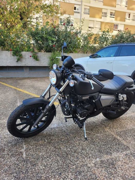 Keeway K-Light 125 como nova, só 886 km!