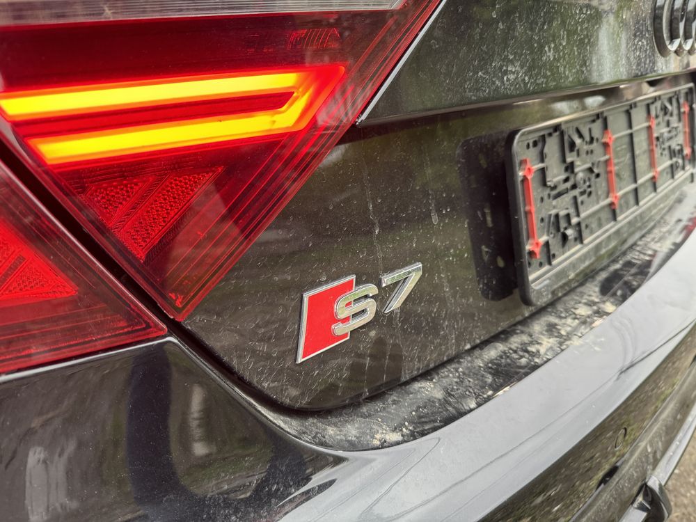Продам Audi S7 4.0 bi-turbo 2017 рік після ДТП.