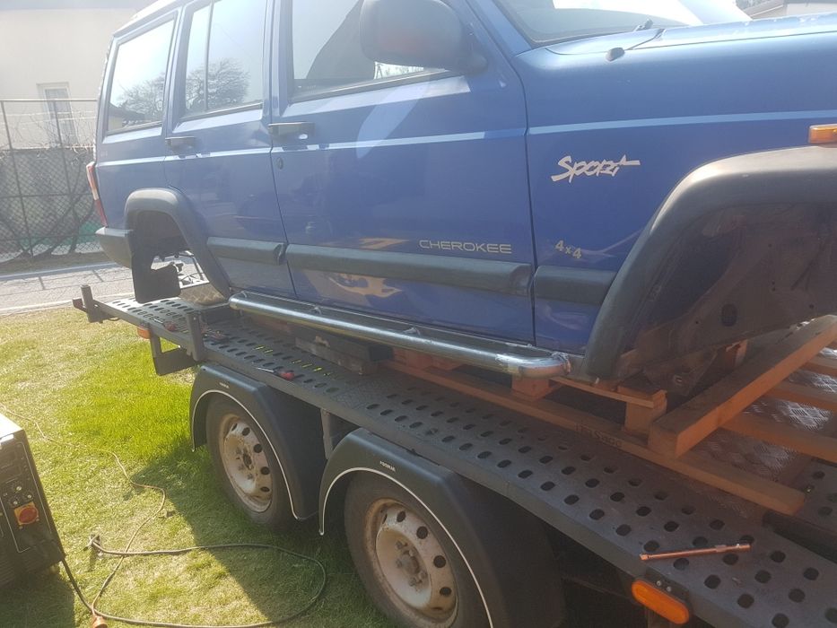 Progi stalowe jeep xj off road hi lift do wspawania