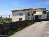 Moradia c/2 habitações + terreno p/construir / Escariz / Arouca